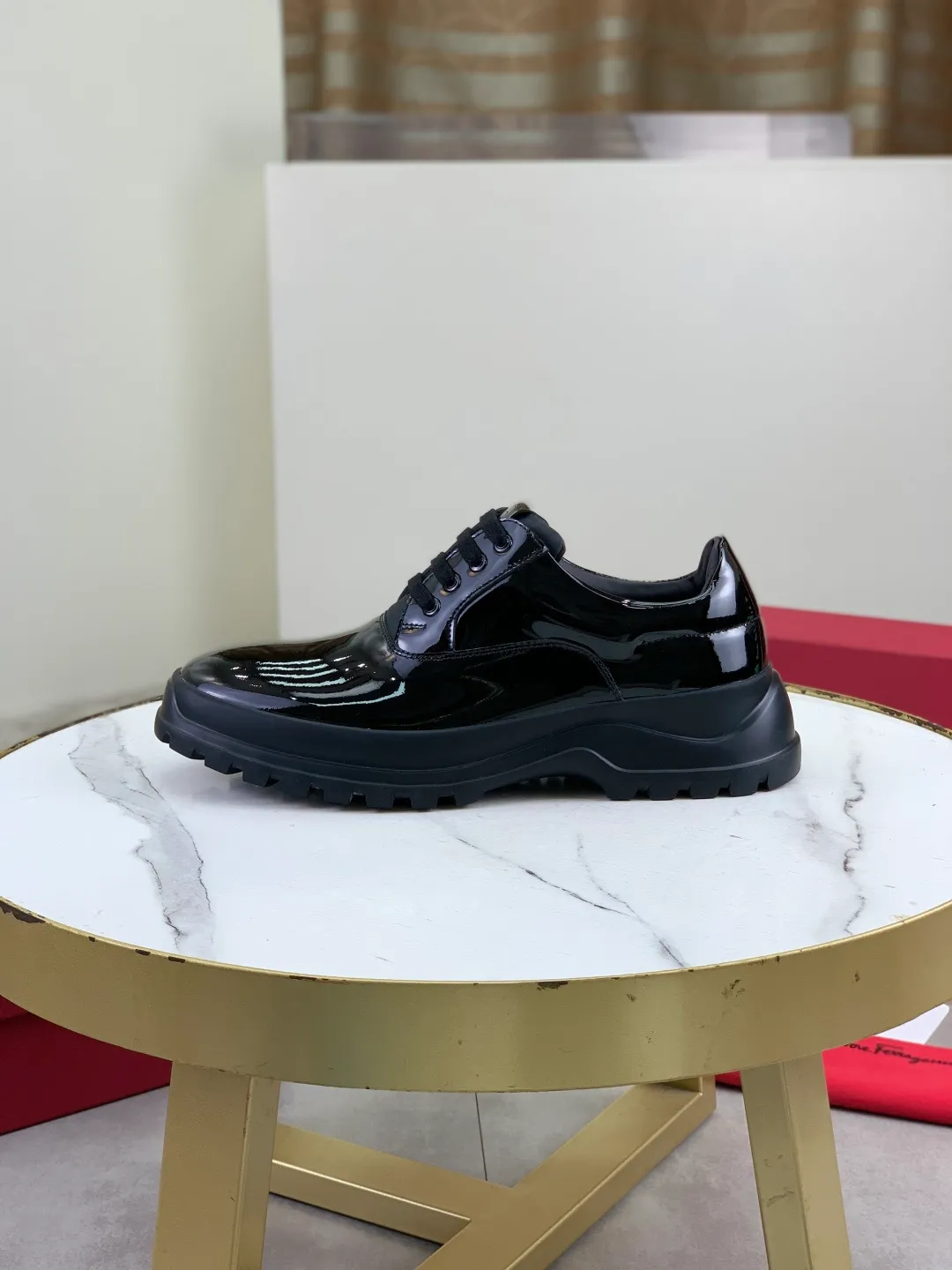 Men's men's shoes💰P640💰【New style】High quality water-dyed cowhide 🆘【Salvatore Ferragamo】Ferragamo's latest casual business leather shoes for men! Listed simultaneously! The fabric is made of specially imported original calfskin, and the interior is made of imported water-dyed cowhide. It is absolutely luxurious and leads the fashion trend. High-end foam outsole, matching sizes: 38-44 (45 and 46 can be customized) 4️⃣ colors available